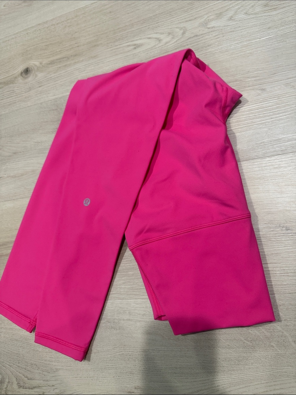 lululemon athletica hot pink leggings